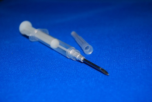 2.12X12 mm Implanted Microchip with Syringe