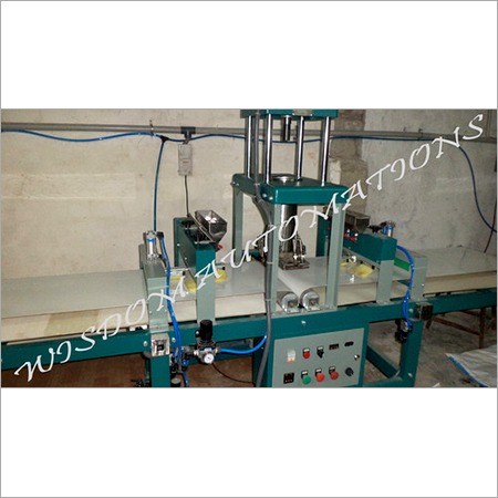 Semi Automatic Half Cooked Paratha Making Machine By WISDOM AUTOMATIONS