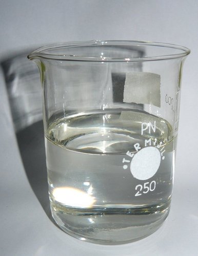 White Mineral Oil Density: 0.8 0.87 Gram Per Cubic Meter (G/M3)
