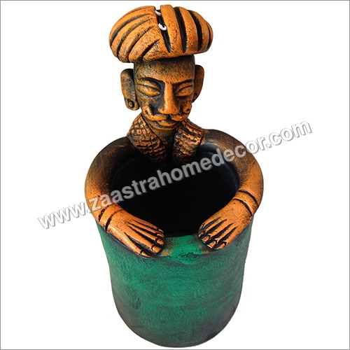Decorative Terracotta Pen Stand