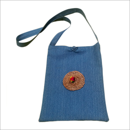 Multicolor Fancy Hand Pouch