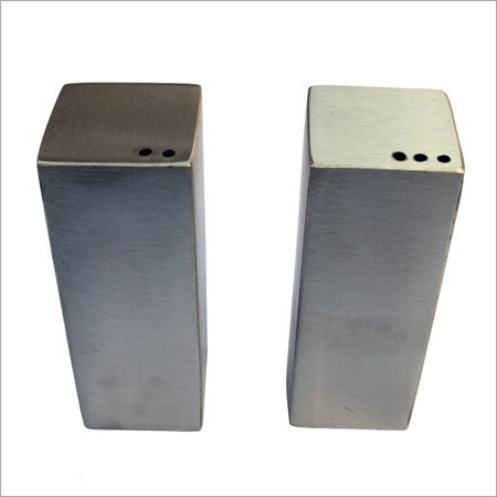 Salt-Square-Shaker