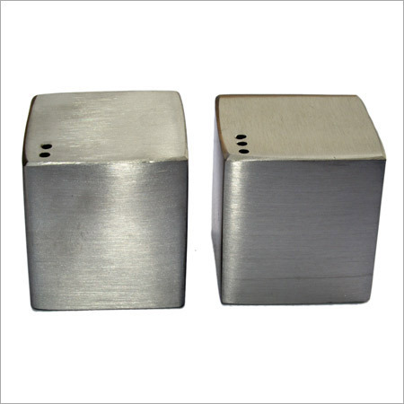 SS-Salt-Shaker-