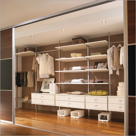 Hilten Wardrobe