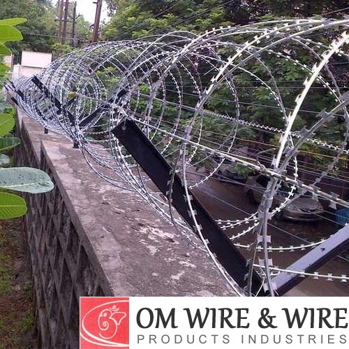 Razor Tape Wire / R B T Wire - Color: Sliver