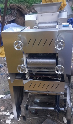 Chowmein Making Machine - Material: Stainless Steel