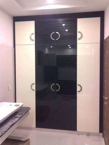 Wardrobes Designing