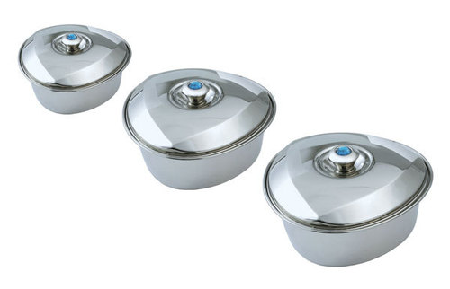 TRIANGLE DISH