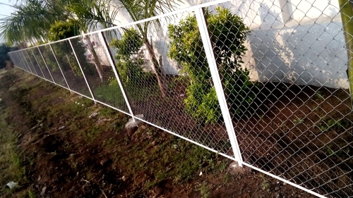 vinyl coated chain link fence