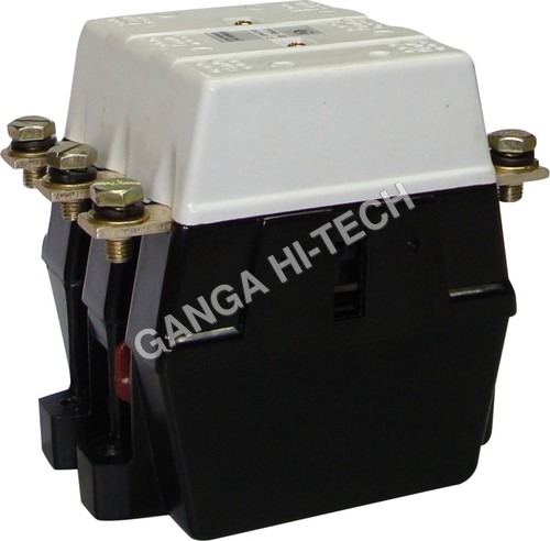 Electrical 3 Pole Contactors By GANGA HI-TECH