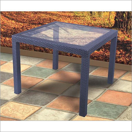 Rattan Dinning Table - Acrylic Top