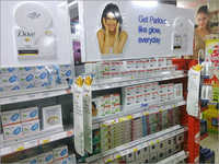 Shopping Mall Display Rack
