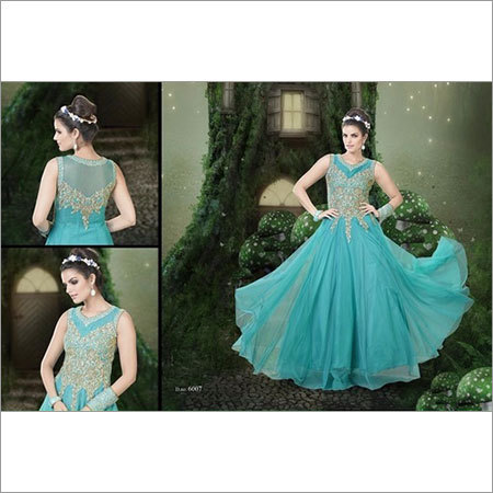 BALL GOWN