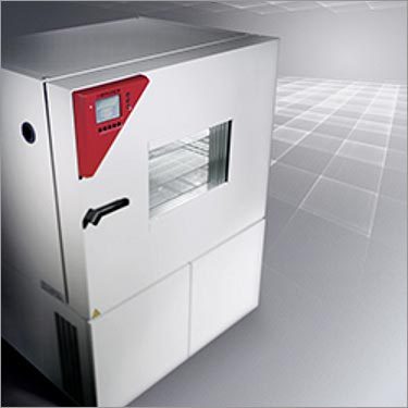 Dynamic climate chambers
