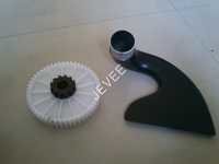 Steel Toothed Wheel  52/12 & Suction Nozzle