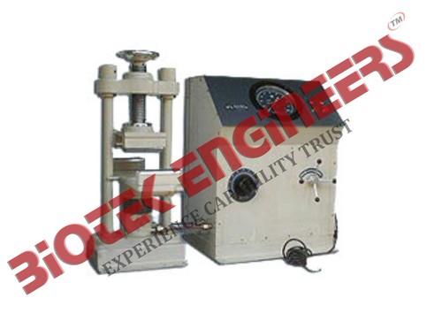 Flexure Testing Machine (Motorised) Rilem - Cembureau Test