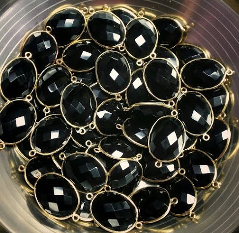 Black Onyx Gemstone Connector-Per टुकड़ा