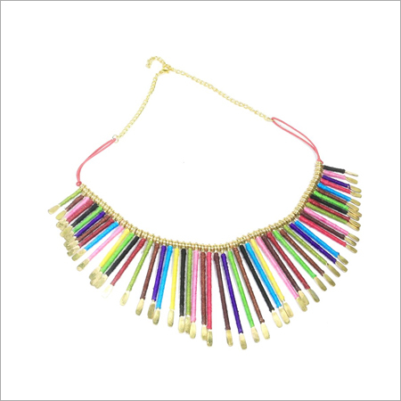 adorable multicolour threaded spades Necklace