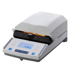 Moisture Analyzer