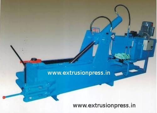 Metal Scrap Baling Machine