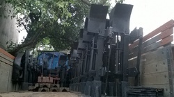 Black Stop Post With Boom Lock