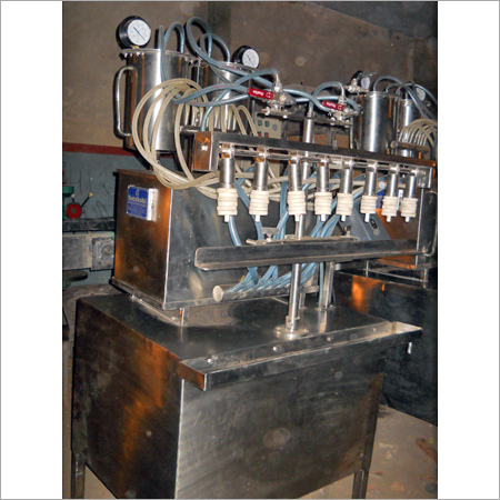 Semi Automatic Vacuum Filling Machine