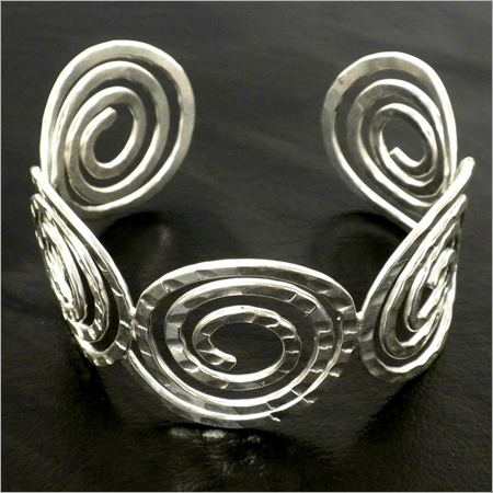 Hammer Wire Silver Plated Cuff