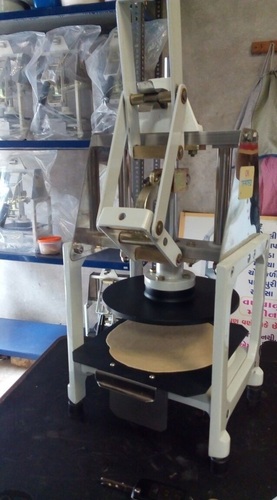 Semi Automatic Uncooked Chapati Making Machine