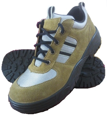 Sporty Safety Shoes