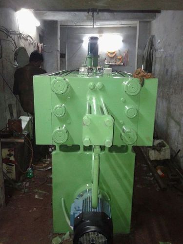 Commercial Injection Molding Machine
