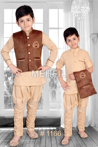 Ethnic Dress for Boys