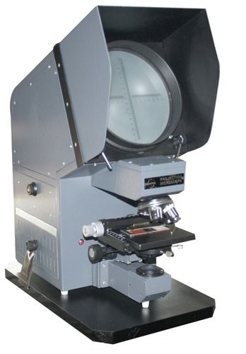 Polarizing Projection Microscope