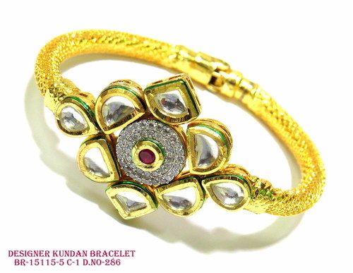 Designer Kundan Bracelet Gender: Women