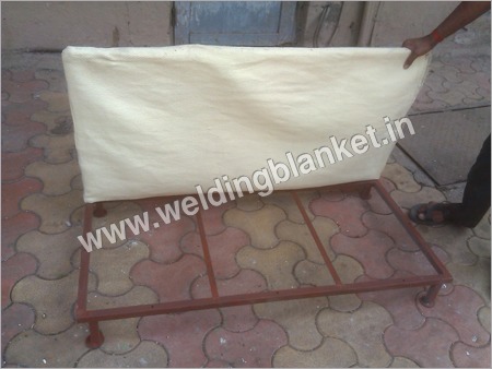 Welding Resistant Pillow With Stand