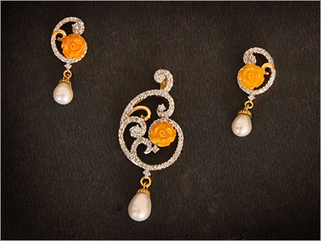 Antique Pendant Set