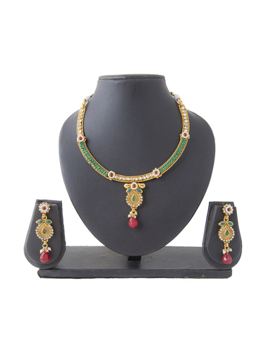 Antique Yellow Gold Polki Necklaces