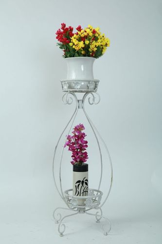 Iron Pot Stand