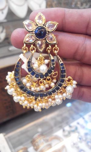 WOMEN ARTIFICIAL JEWELRY