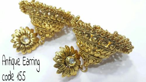 WOMEN ARTIFICIAL JEWELRY