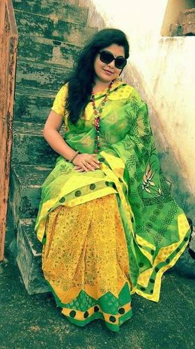 Tant Yellow and Green