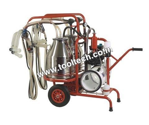 Double Bucket Milking Machine