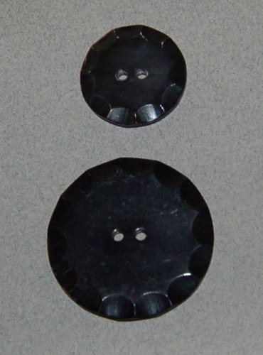 Black Round Horn Buttons