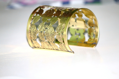 Brass Leafs Design Eaching Cuff