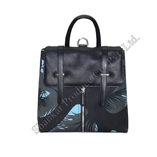 Backpack in Camouflage canvas with Leather Combinations
