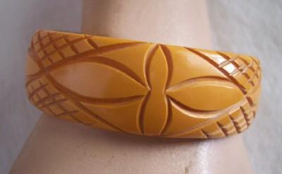 WoodenBangle507