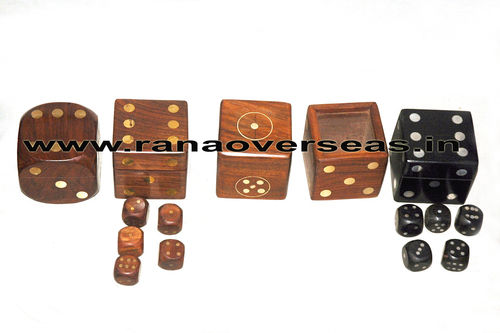 Wooden Dices Box With Dices