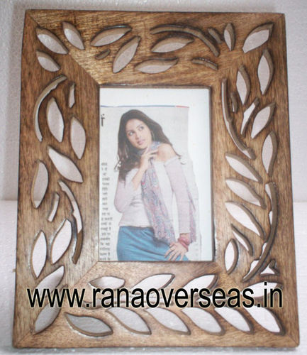 WOODEN PHOTO FRAME