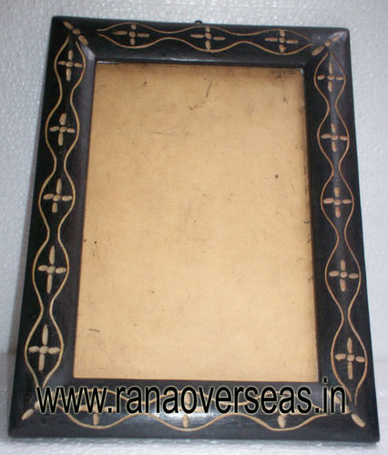 WOODEN PHOTO FRAME