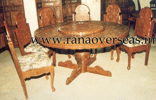 WOODEN DINING TABLES