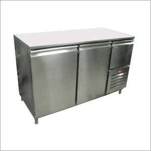 SS Table Top Deep Freezer